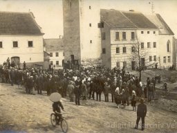 1932 1.maj Velesín namestí